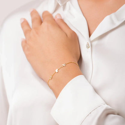 Gepersonaliseerde zijwaartse initialen armband