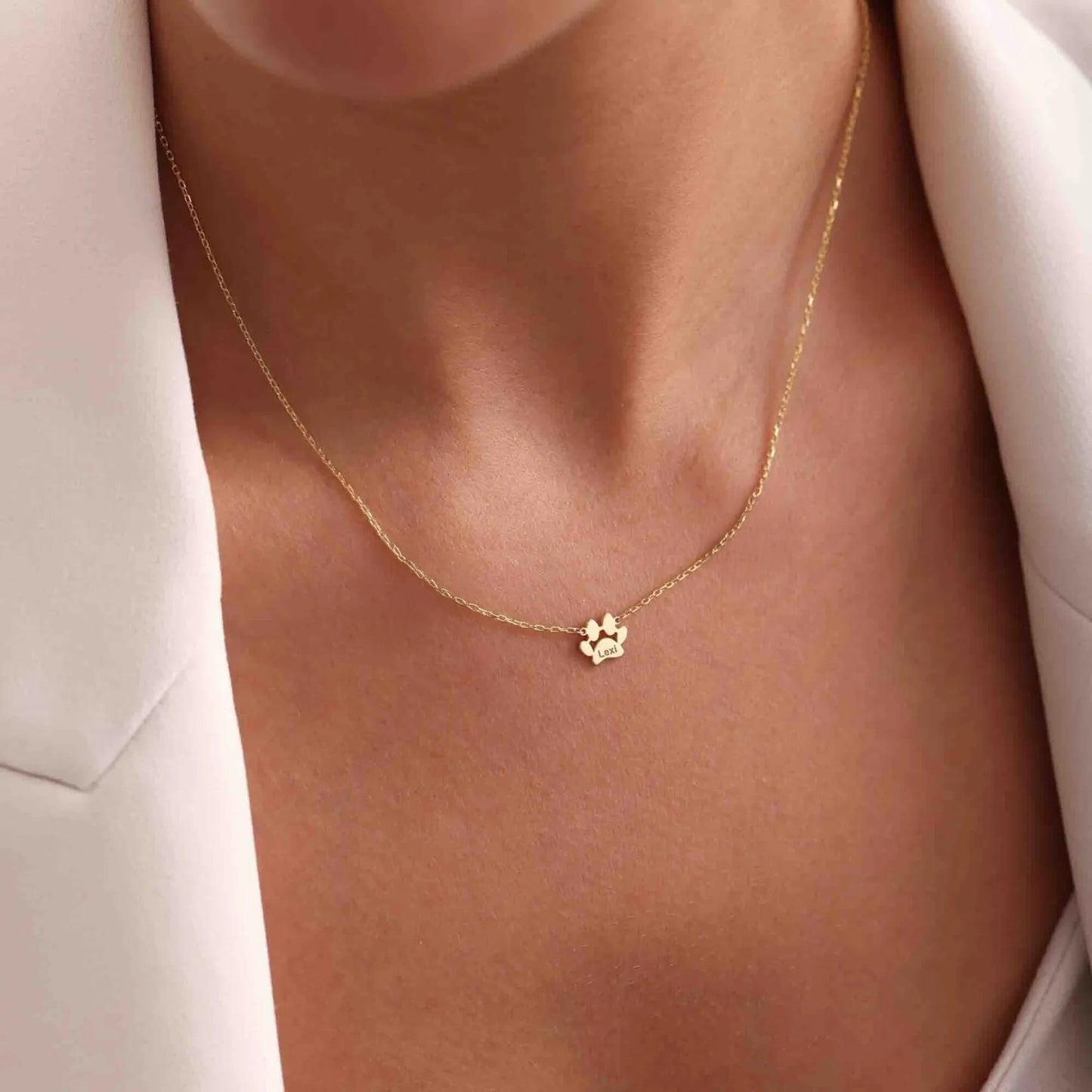 Gepersonaliseerde naamketting met pootjes