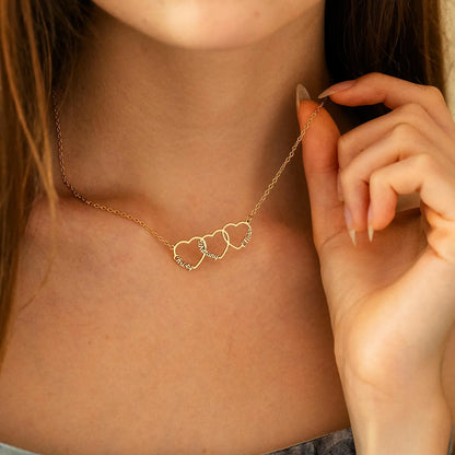Gepersonaliseerde naamketting met hartjes