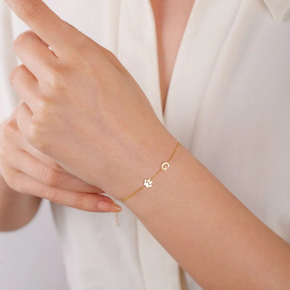 Gepersonaliseerde zijwaartse initialen armband